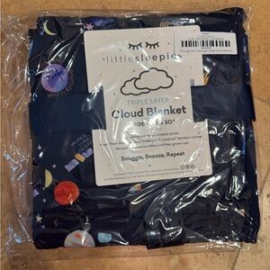 Little Sleepies Through my Telescope Cloud Blanket